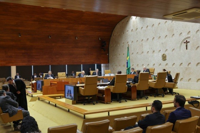 STF derruba lei do Escola Sem Partido em cidade do Paraná