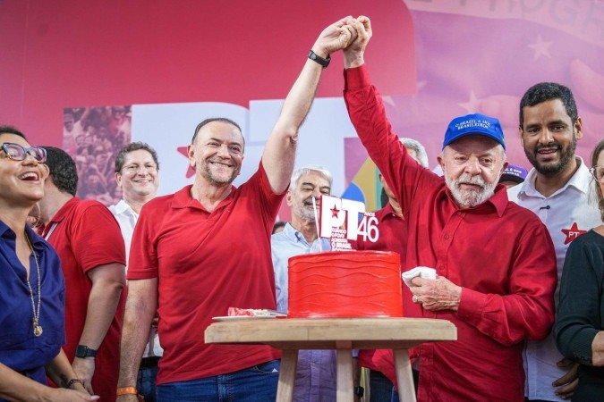 Lula lança plano de reeleição em ato de 46 anos do PT em Salvador