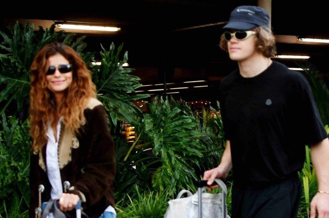 Lucas Braathen chega a Brasília com ouro inédito e mira apoio de Lula