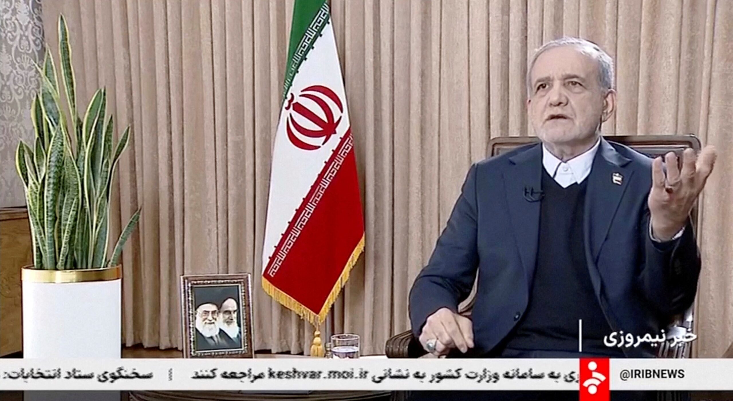 Irã desafia pressão dos EUA e mantém linha dura sobre programa nuclear