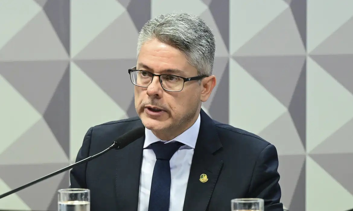 CPI do Crime Organizado mira Toffoli, Moraes e Banco Master