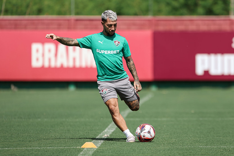 Fluminense confirma lesão de Bernal e monitora retorno de Lucho Acosta