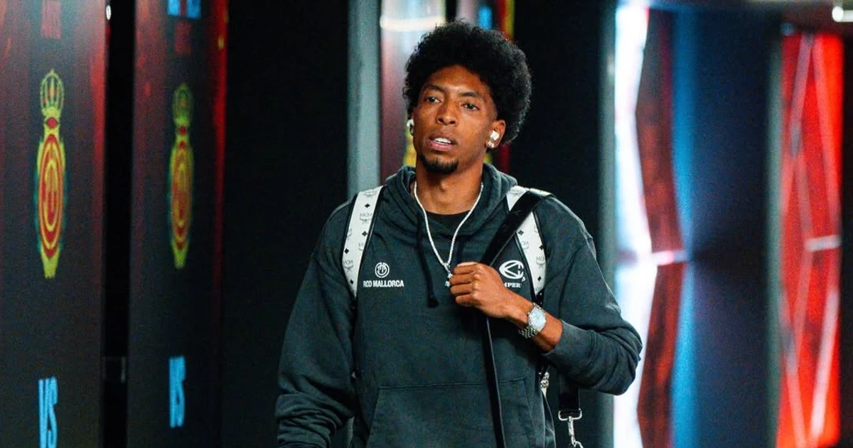 Botafogo formaliza proposta por Johan Mojica ao Mallorca