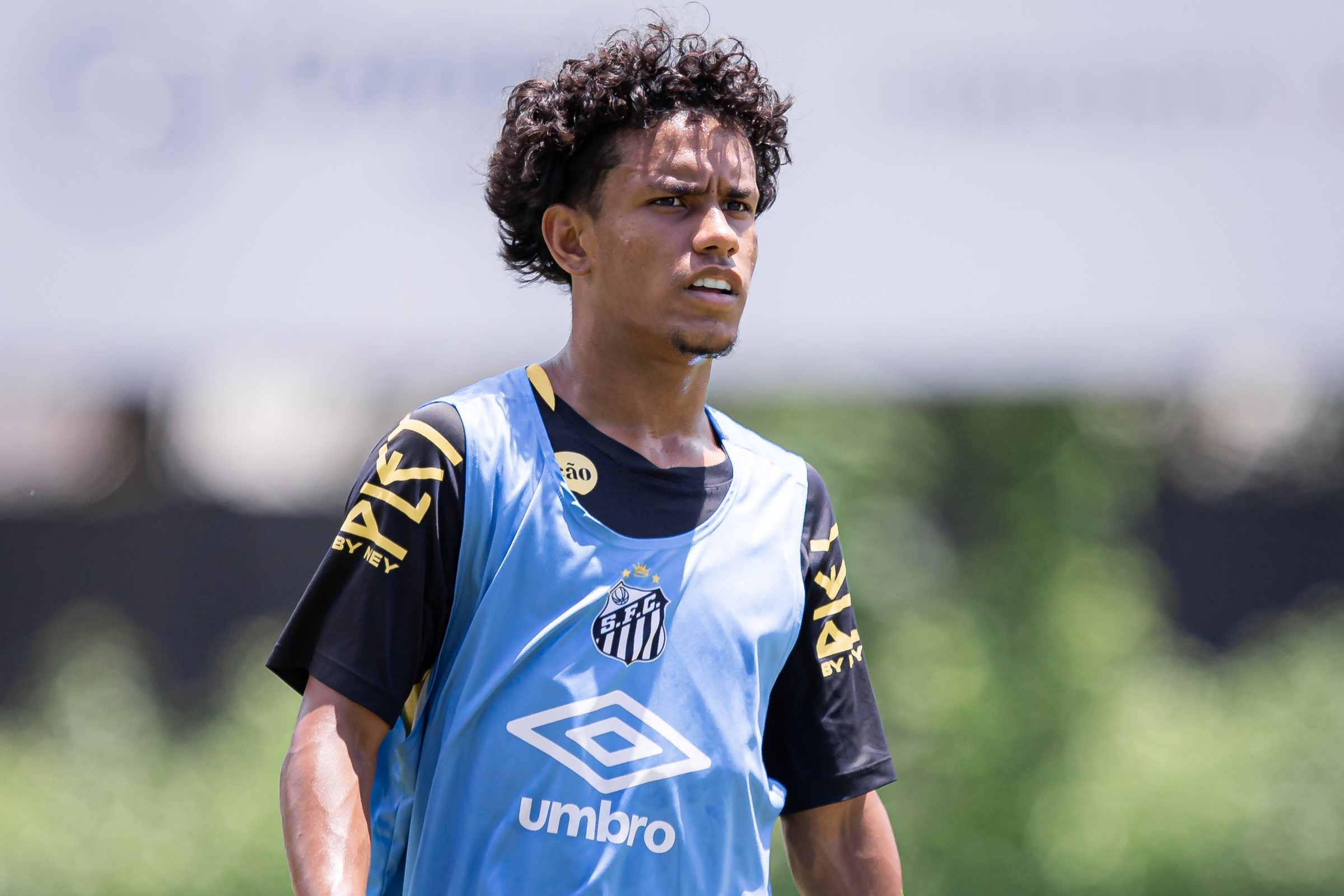 Santos relaciona joia Nadson, 17, para decisão do Paulistão