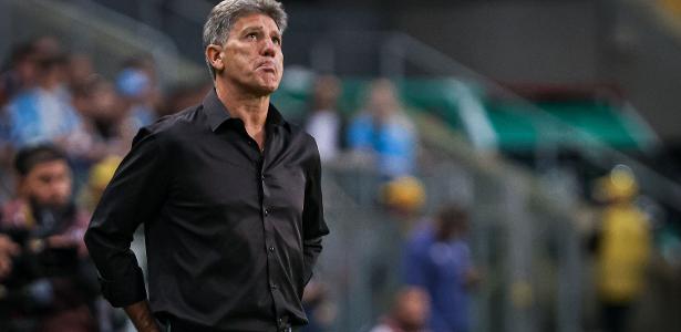 Vasco marca reunião com Renato Gaúcho para possível troca de técnico