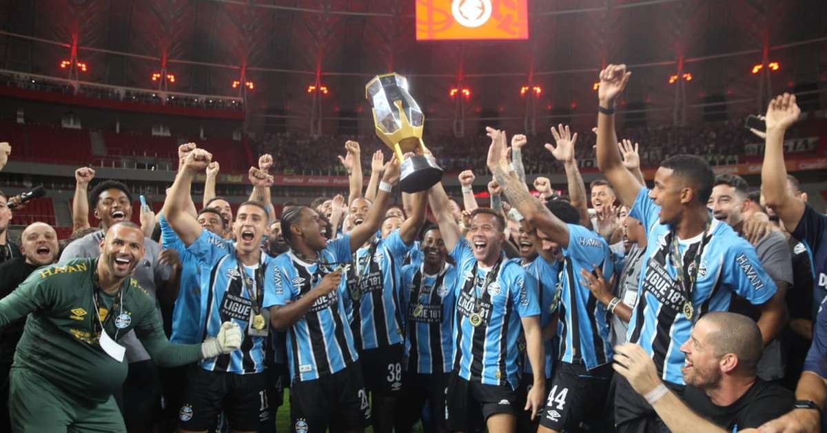 Grêmio empata com Inter no Beira-Rio e encerra jejum de 20 anos