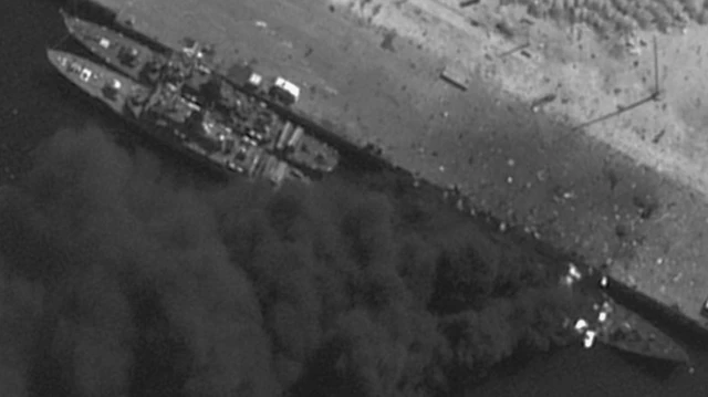 Ataques dos EUA e de Israel devastam marinha e bases militares do Irã