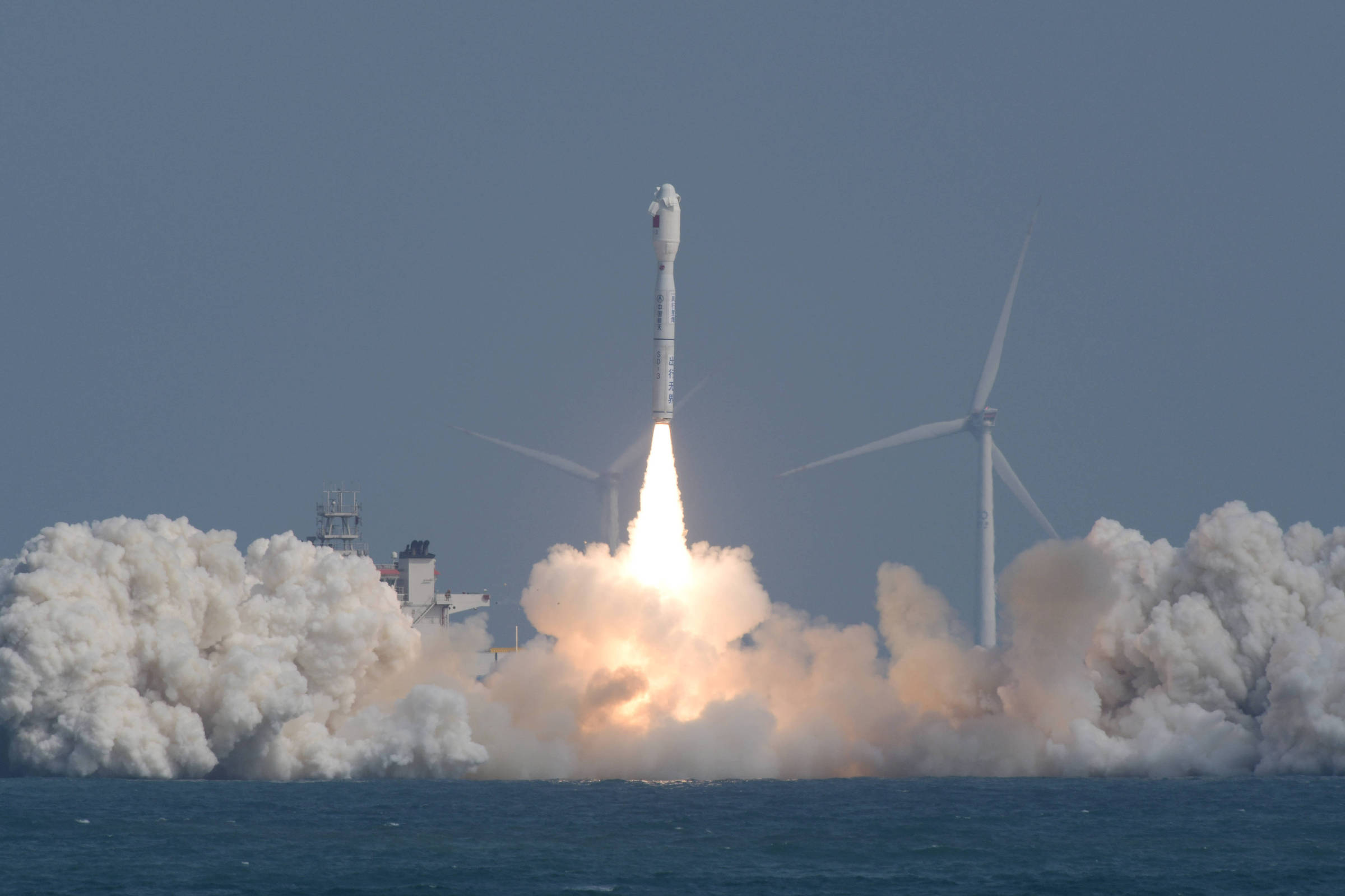 China prepara megaconstelações de satélites para enfrentar a SpaceX