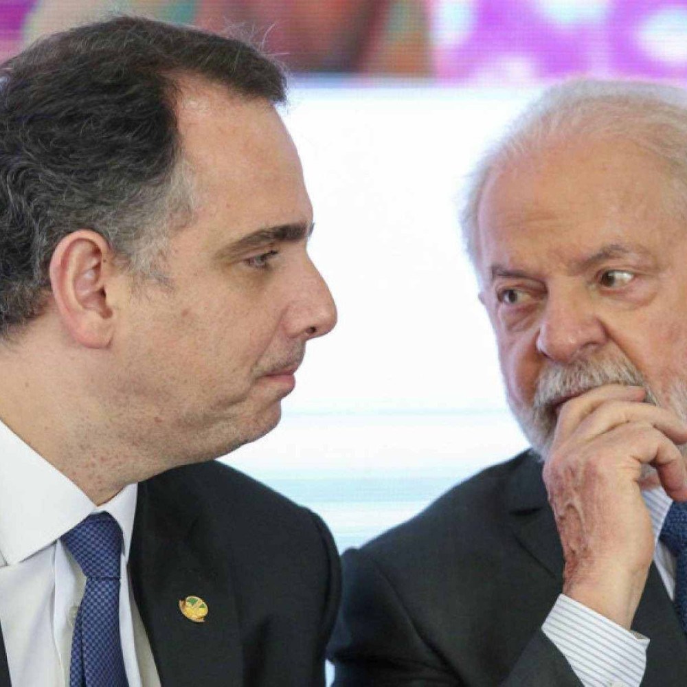 Pacheco testa candidatura em Minas e mira apoio de Lula e Aécio