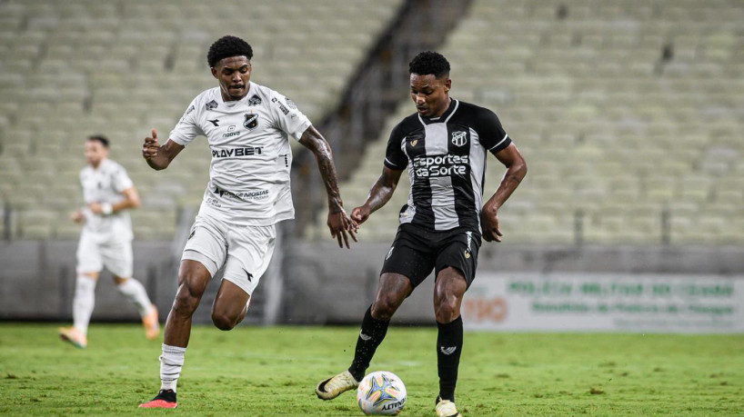 Ceará tropeça na estreia e sai vaiado após empate com o ABC