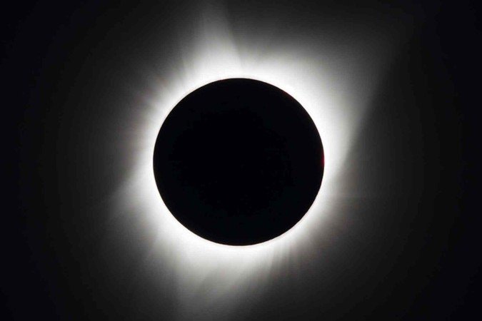 Eclipse solar total de 2027 terá escuridão recorde de 6 minutos