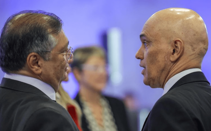 Moraes manda apreender celulares de jornalista após série sobre Dino