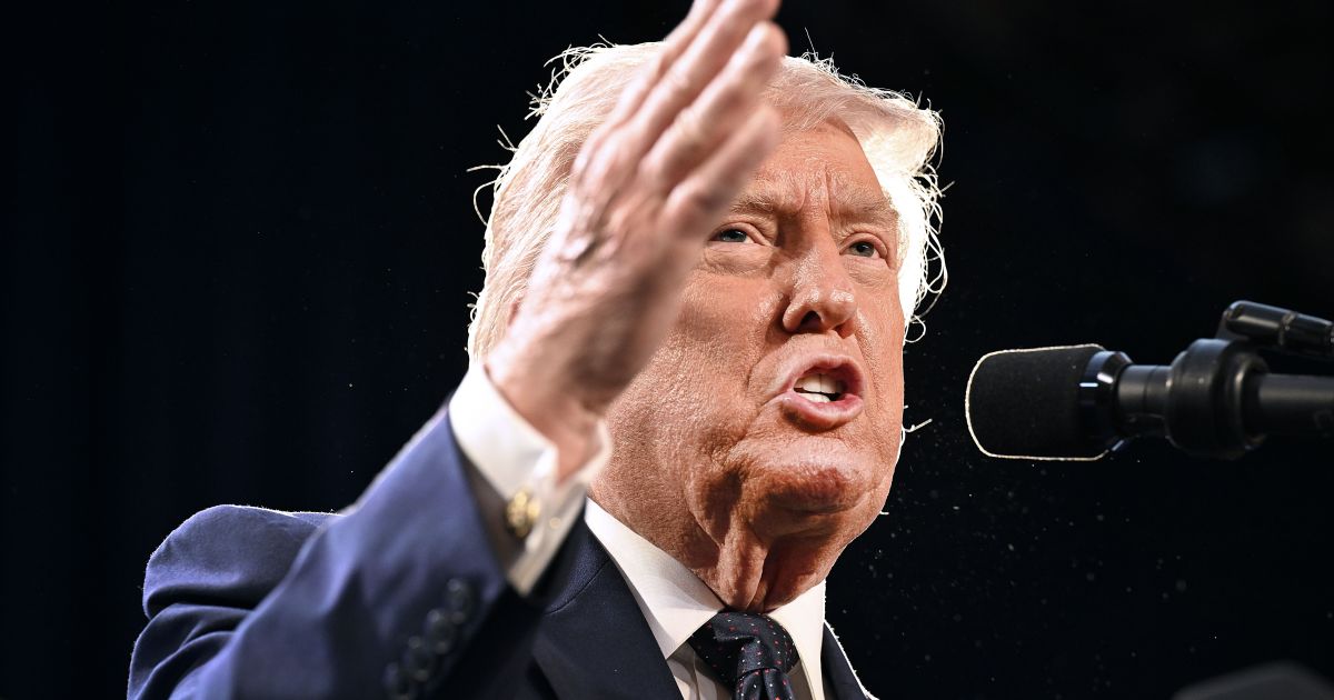 Trump diz que Irã está derrotado e rejeita acordo buscado por Teerã