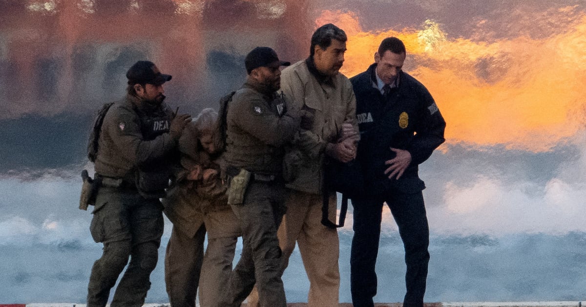 Juiz dos EUA mantém processo por narcoterrorismo contra Nicolás Maduro