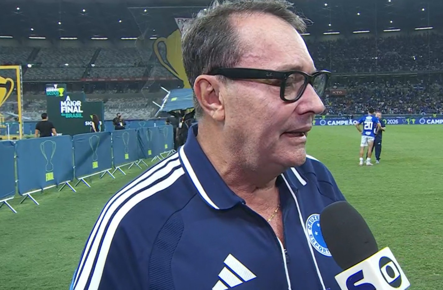 Dono do Cruzeiro reafirma confiança em Tite após título