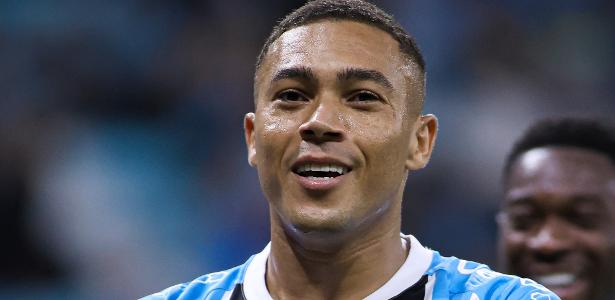 Grêmio recebe Bragantino em duelo chave pela 5ª rodada do Brasileiro