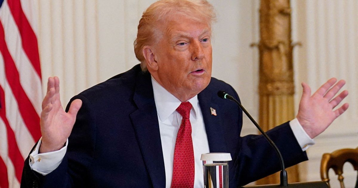 Trump critica escolha de novo líder do Irã e descarta decisão sobre tropas