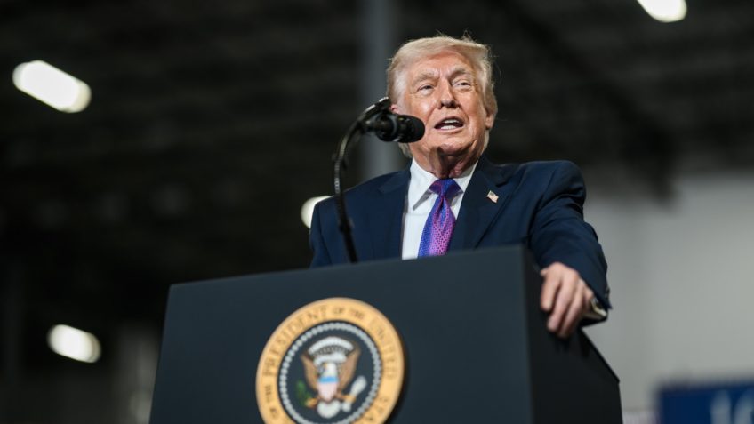 Trump cita Cuba como próximo alvo militar dos EUA e causa alerta