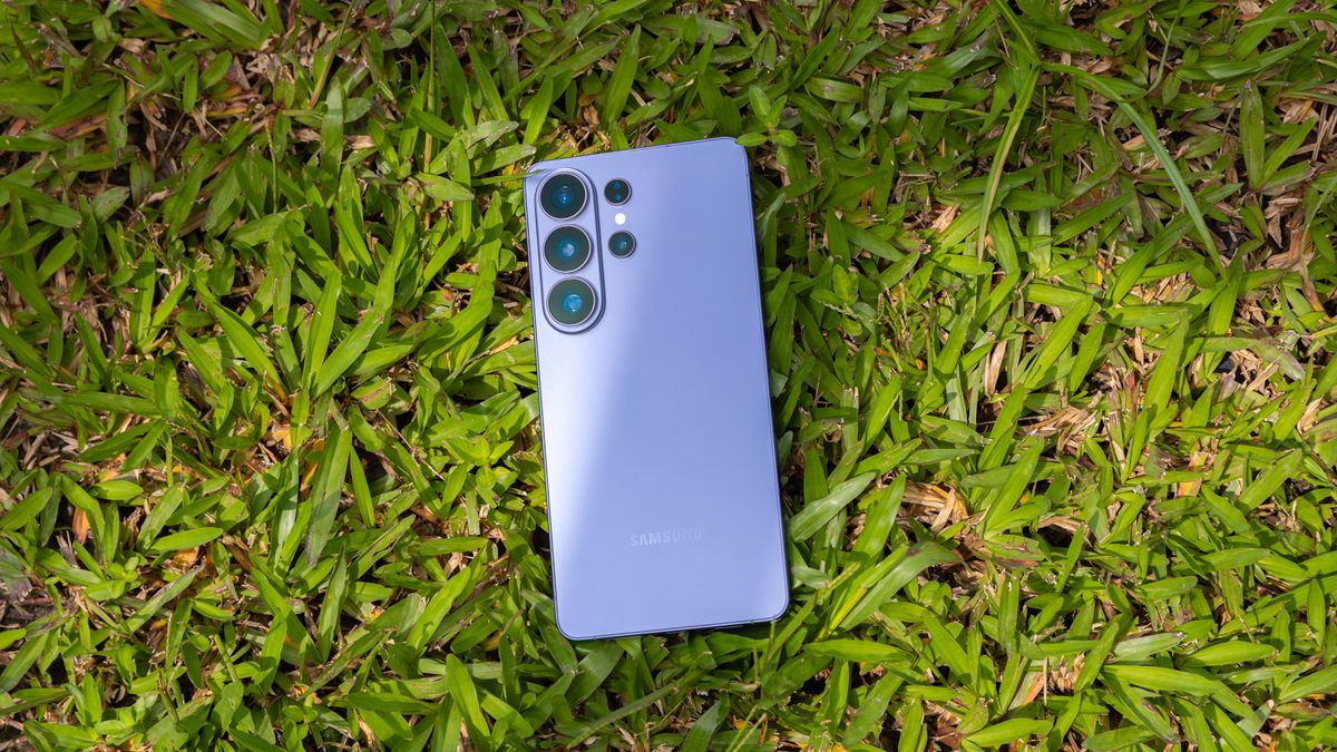 Galaxy S26 Ultra de 1 TB tem menor preço do ano no Mercado Livre