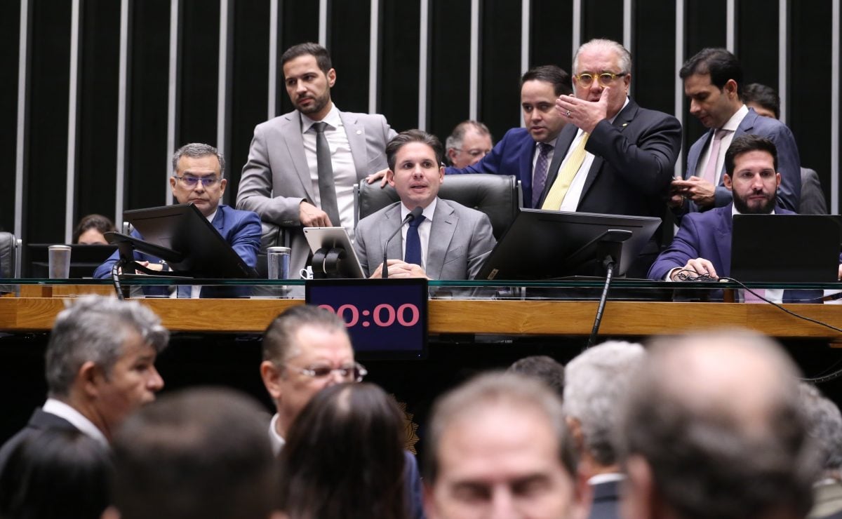 Câmara aprova PEC da Segurança Pública e envia proposta ao Senado