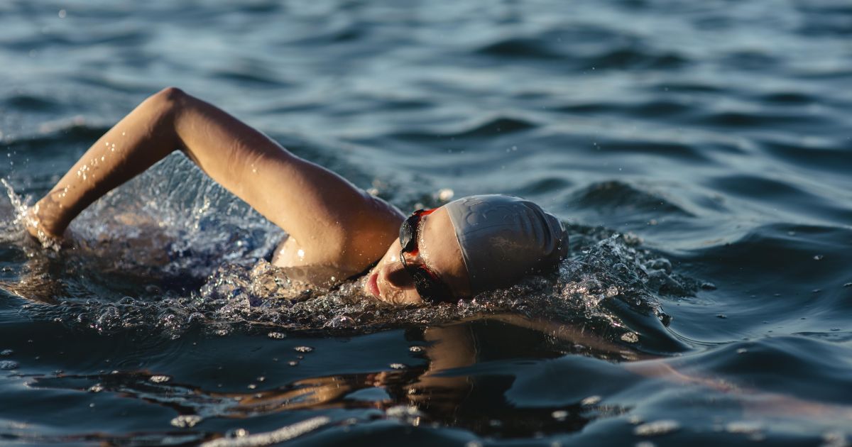 Natação gera adaptações cardíacas mais robustas que corrida