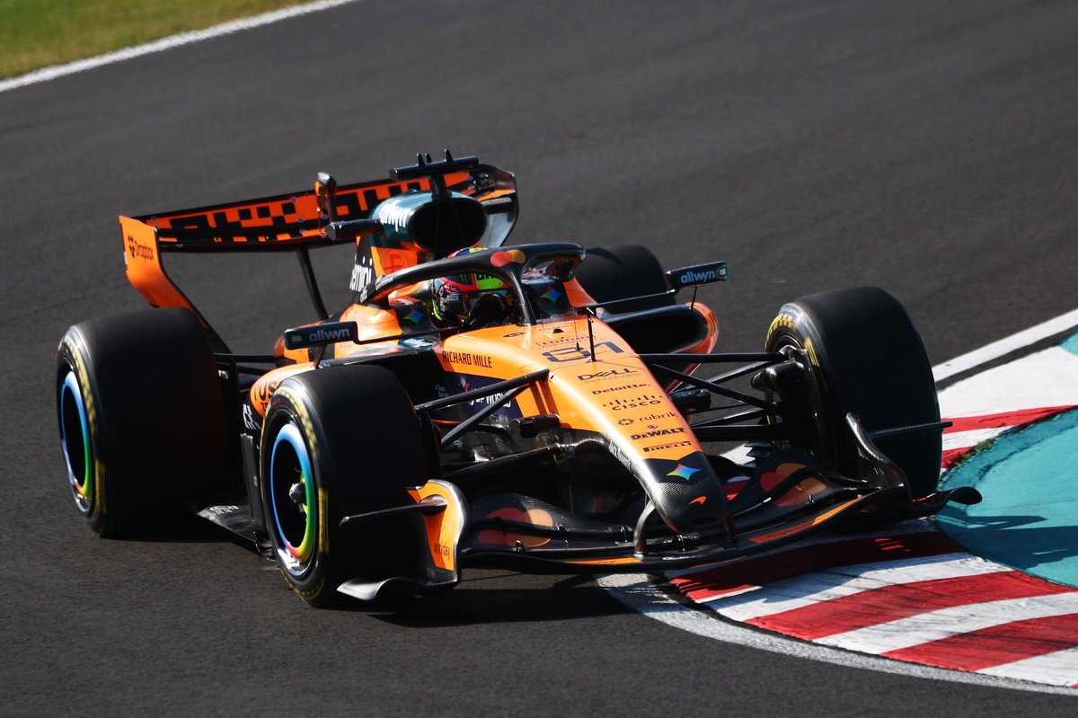 Piastri lidera TL2 no Japão e coloca McLaren na mira da Mercedes