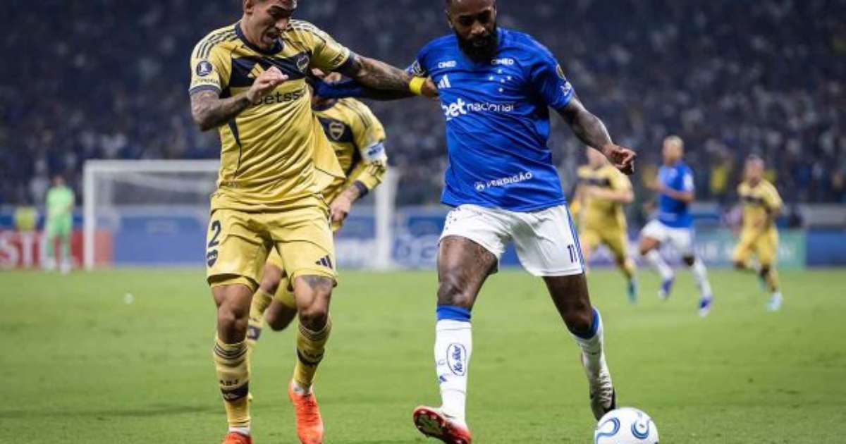 Cruzeiro fura retranca do Boca, vence no Mineirão e assume a ponta
