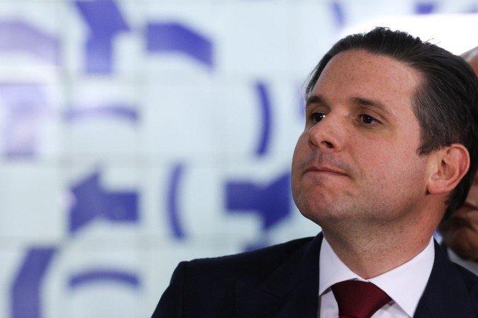 PF investiga liberação de malas sem fiscalização em voo com Hugo Motta