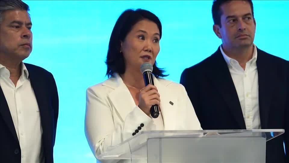 Keiko Fujimori assume liderança parcial na eleição presidencial do Peru