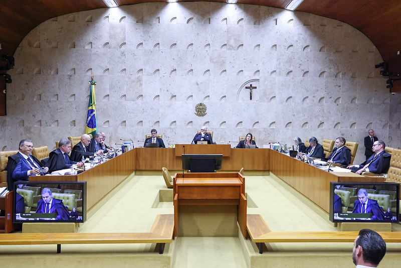 Advogados reprovam STF e defendem mandato fixo para ministros