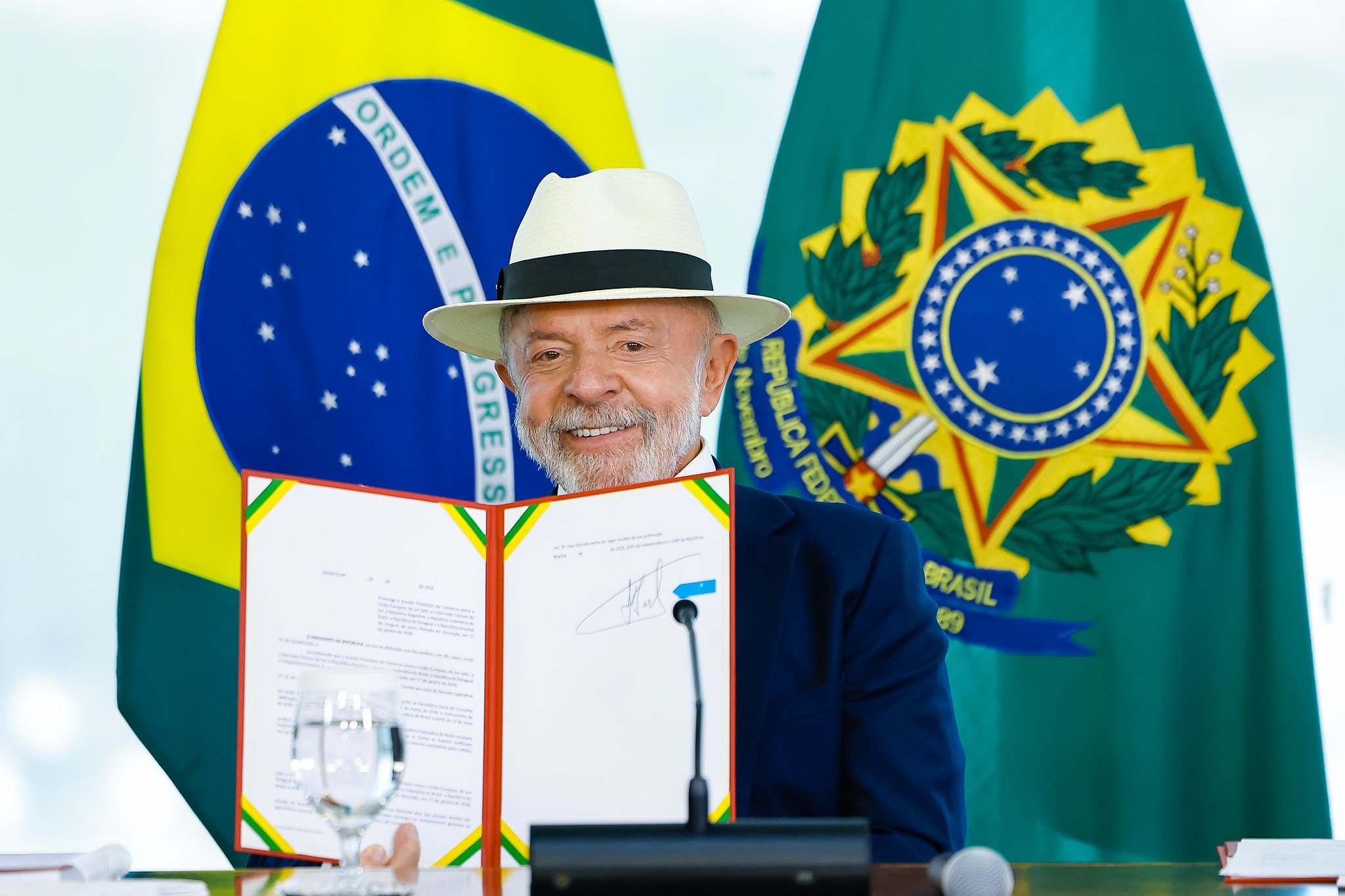 Lula oficializa acordo Mercosul‑União Europeia com início em 2026