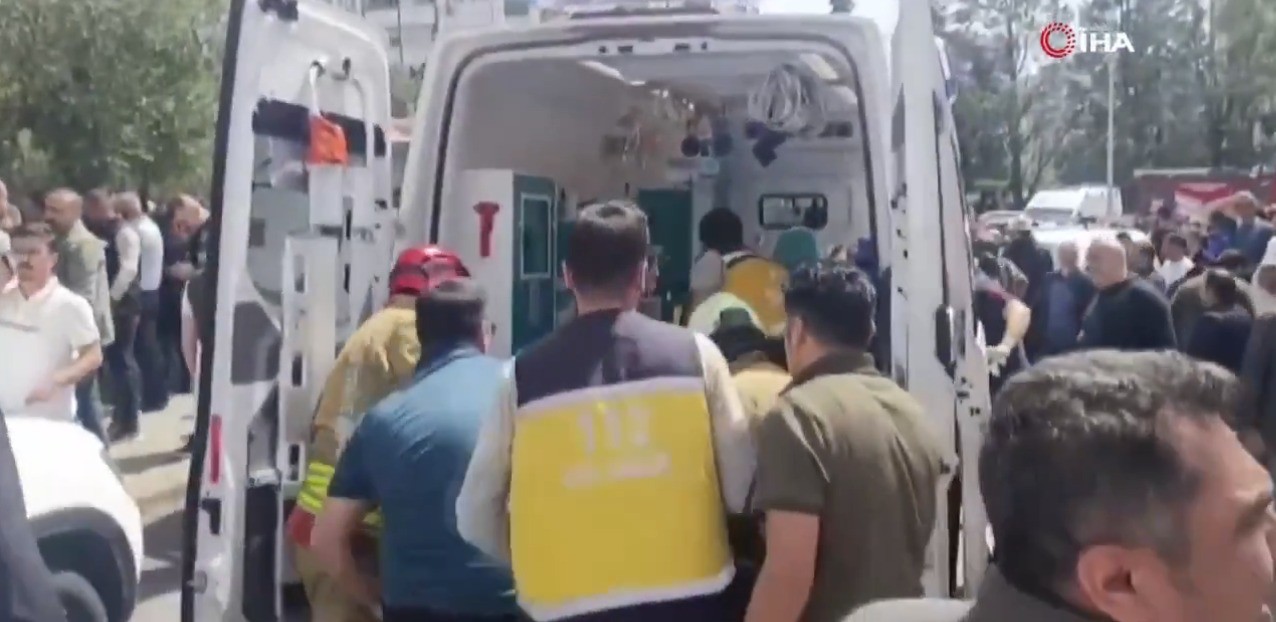 Ataque a tiros em escola no sudeste da Turquia deixa nove mortos