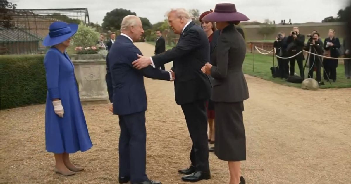 Rei Charles visita EUA em meio a tensão com Trump e crise no Oriente Médio