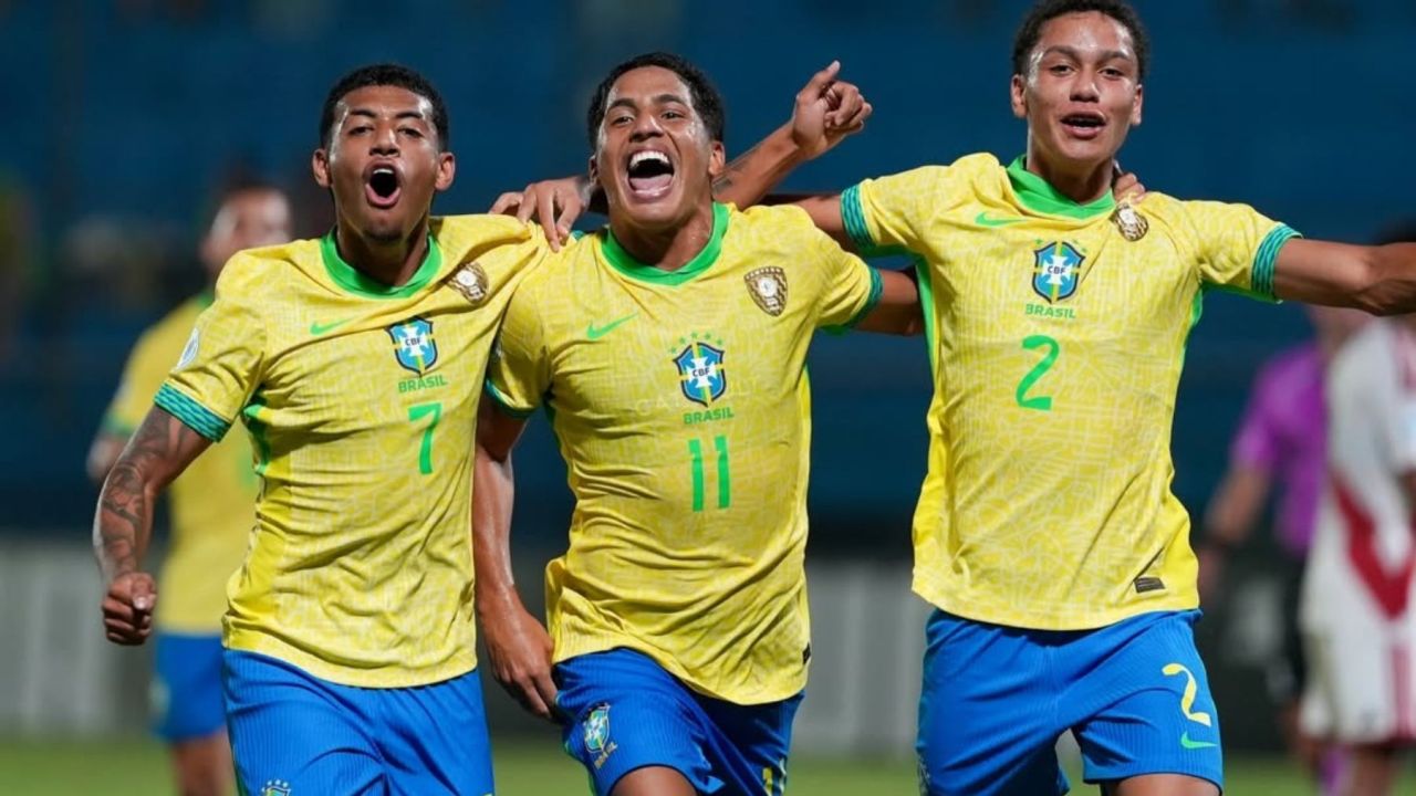 Brasil vira sobre o Peru, vence por 4 a 1 e lidera o Sul-Americano Sub-17