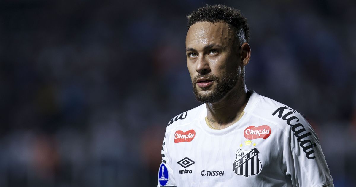 Neymar marca, mas Santos só empata com Recoleta e segue na lanterna