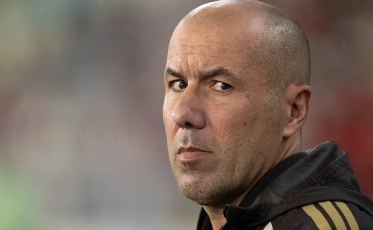 Flamengo avalia retorno de Saúl Ñíguez e Cebolinha na Libertadores