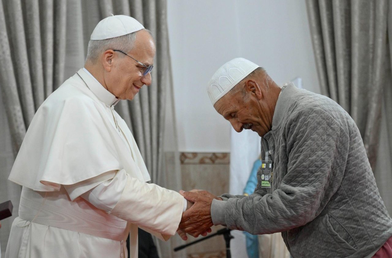 Papa Leão XIV destaca fraternidade e idosos em visita na Argélia