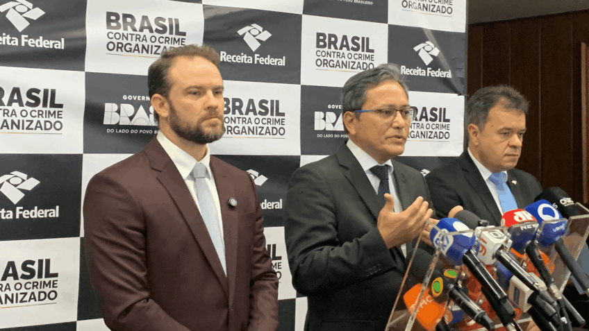 Brasil e EUA fecham acordo para rastrear armas e drogas ilegais