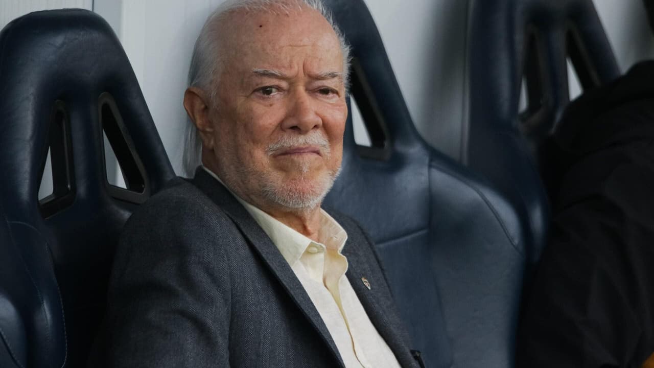 Sob pressão, Massis banca Roger Machado e cobra união no São Paulo