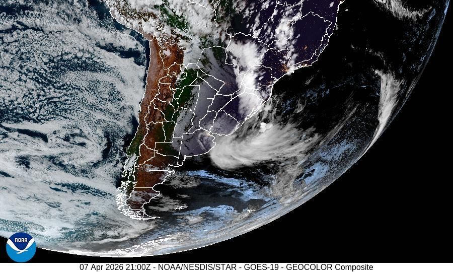 Ciclone extratropical provoca ressaca e ventos de até 100 km/h no Sul