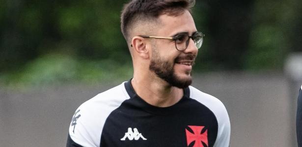 Corinthians contrata analista Lucas Vergne a pedido de Fernando Diniz
