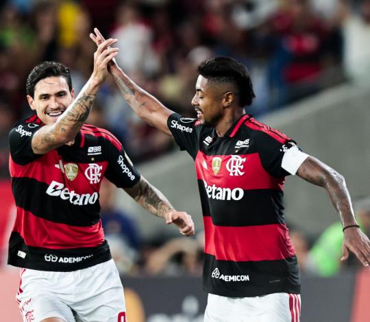 Flamengo goleia Cusco, faz 16 pontos e mira melhor campanha da Libertadores