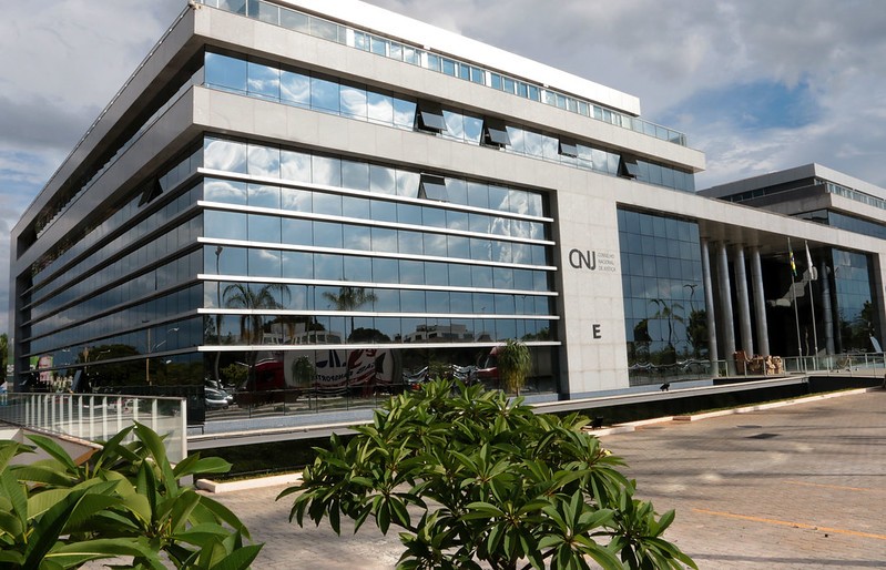 CNJ aprova contracheque único e mira fim de penduricalhos no Judiciário