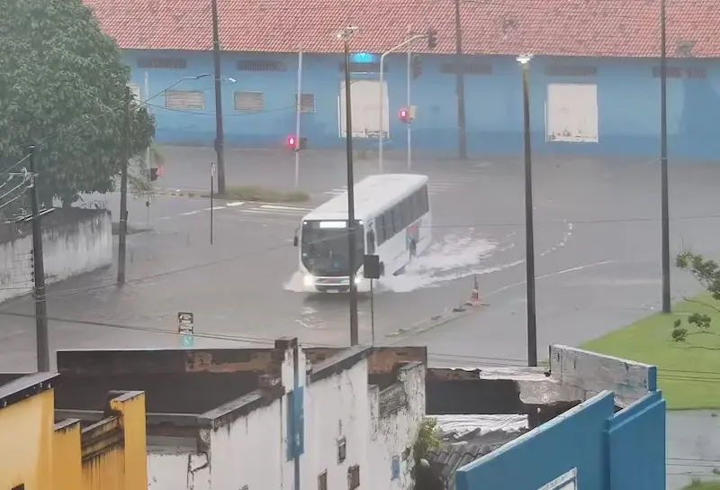 Paraíba prepara decreto de calamidade após chuvas intensas