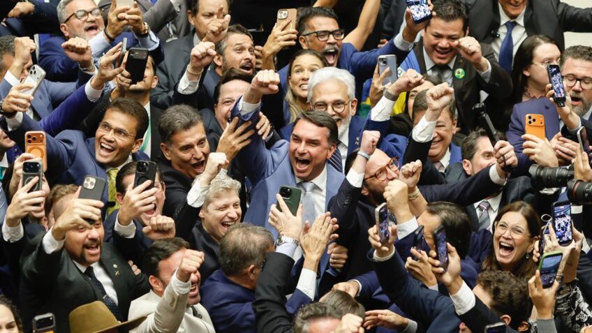 Especialistas dizem que PL da Dosimetria não traz insegurança jurídica
