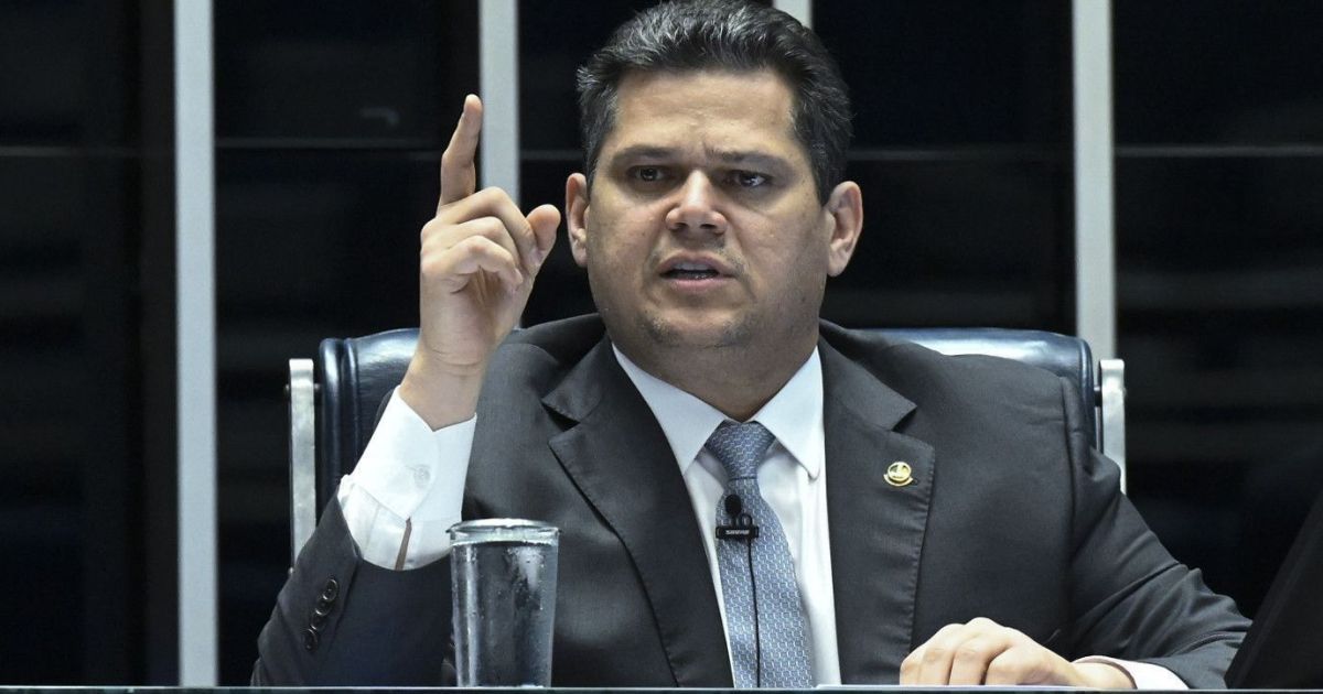 Senado avalia suspender decretos de Lula sobre big techs