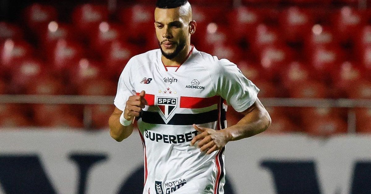 Após ameaças, Dória rescinde contrato e deixa o São Paulo