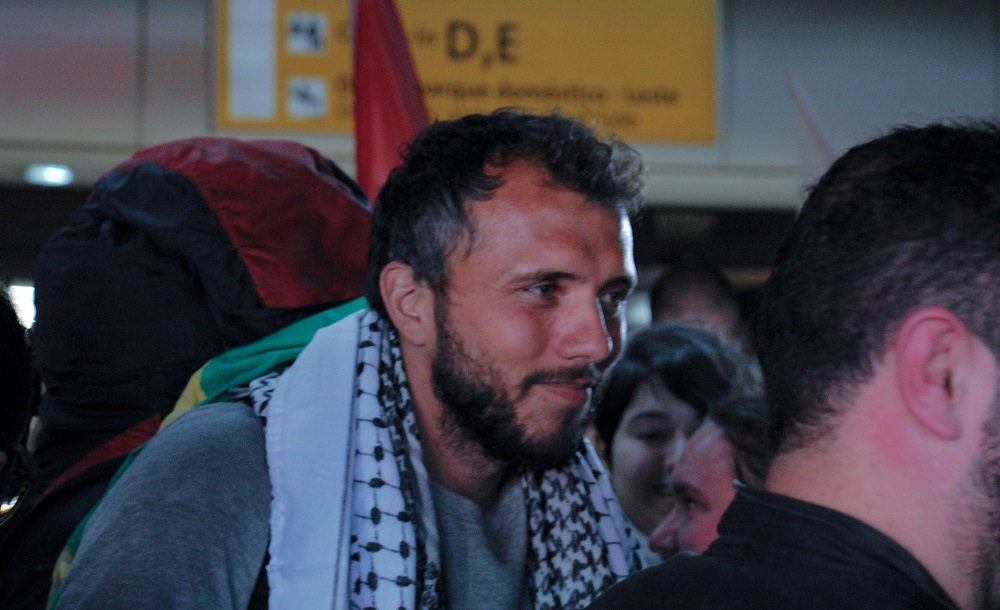 Brasileiro detido em flotilha a Gaza será interrogado em Israel