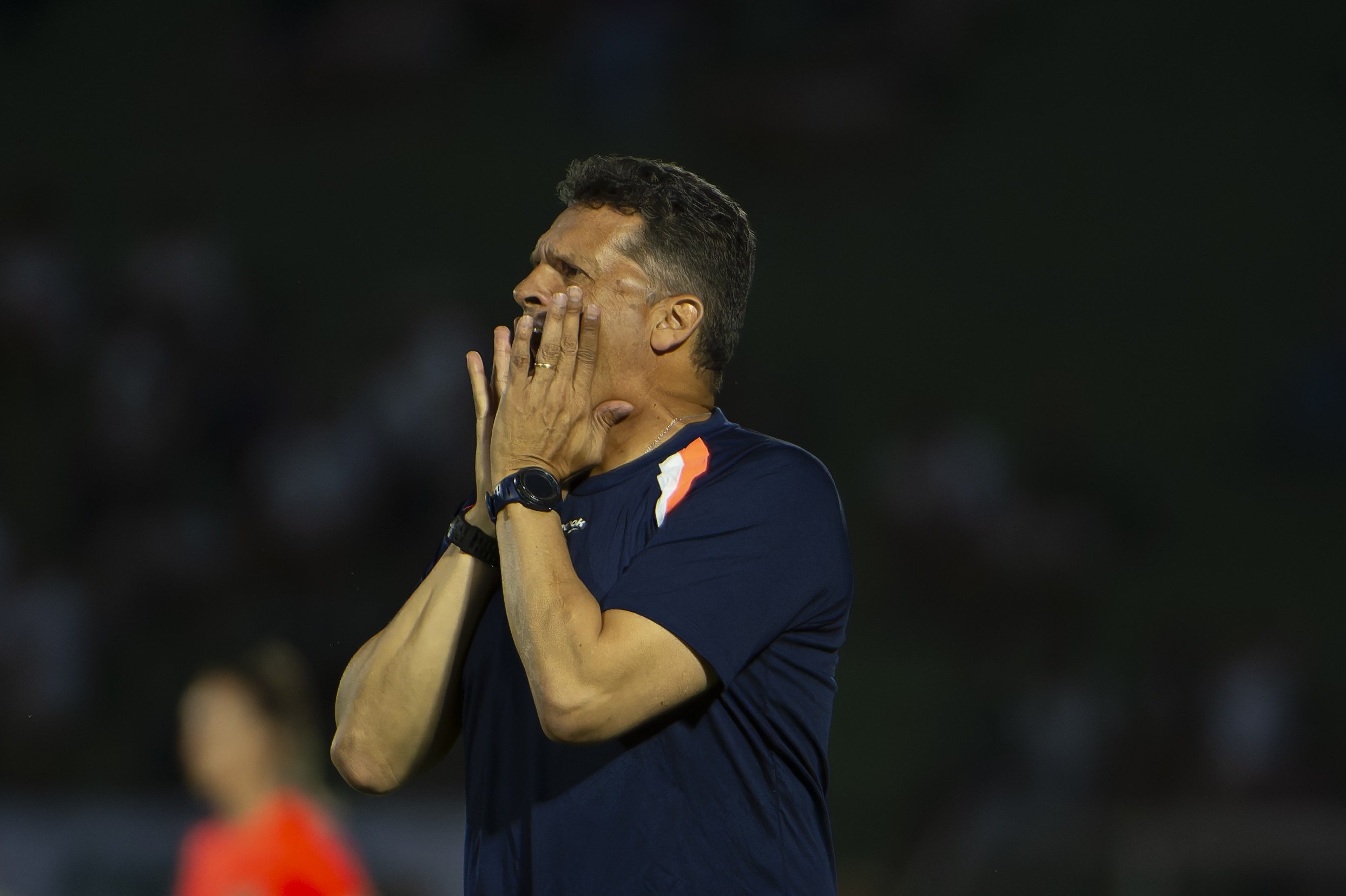 Claudinei chama derrota do Santa para o Guarani de terrível na Série C