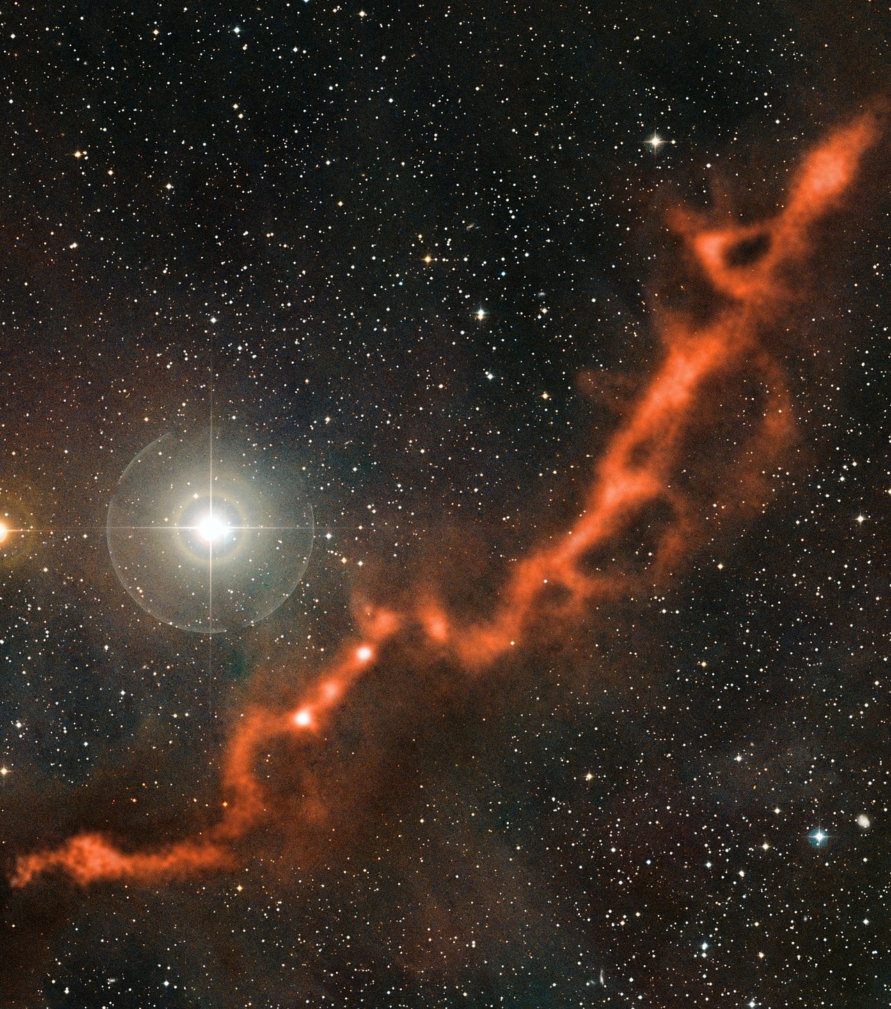 Cientistas detectam possíveis sinais de vida em moléculas no espaço